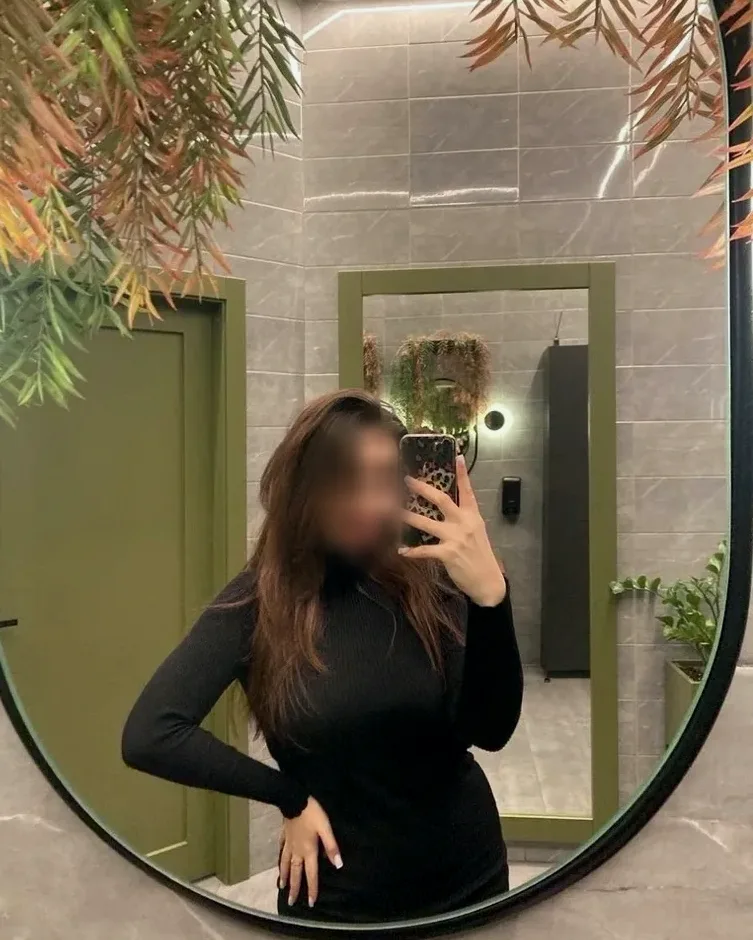 Dilara, 23
